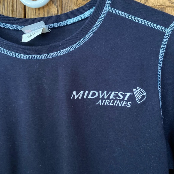 Midwest Airlines embroidered long sleeve - Picture 2 of 4